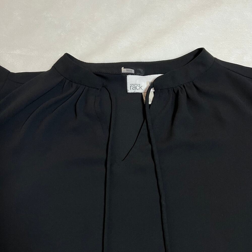 Nordstrom Rack Split Neck Flutter Sleeve Blouse S… - image 3